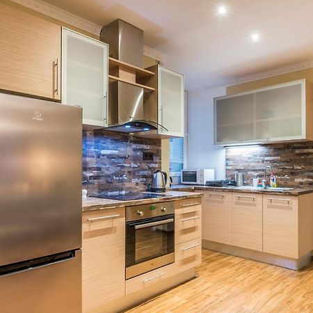 Charming Spacious 3 Bedroom In Old Town Riga Ngoại thất bức ảnh