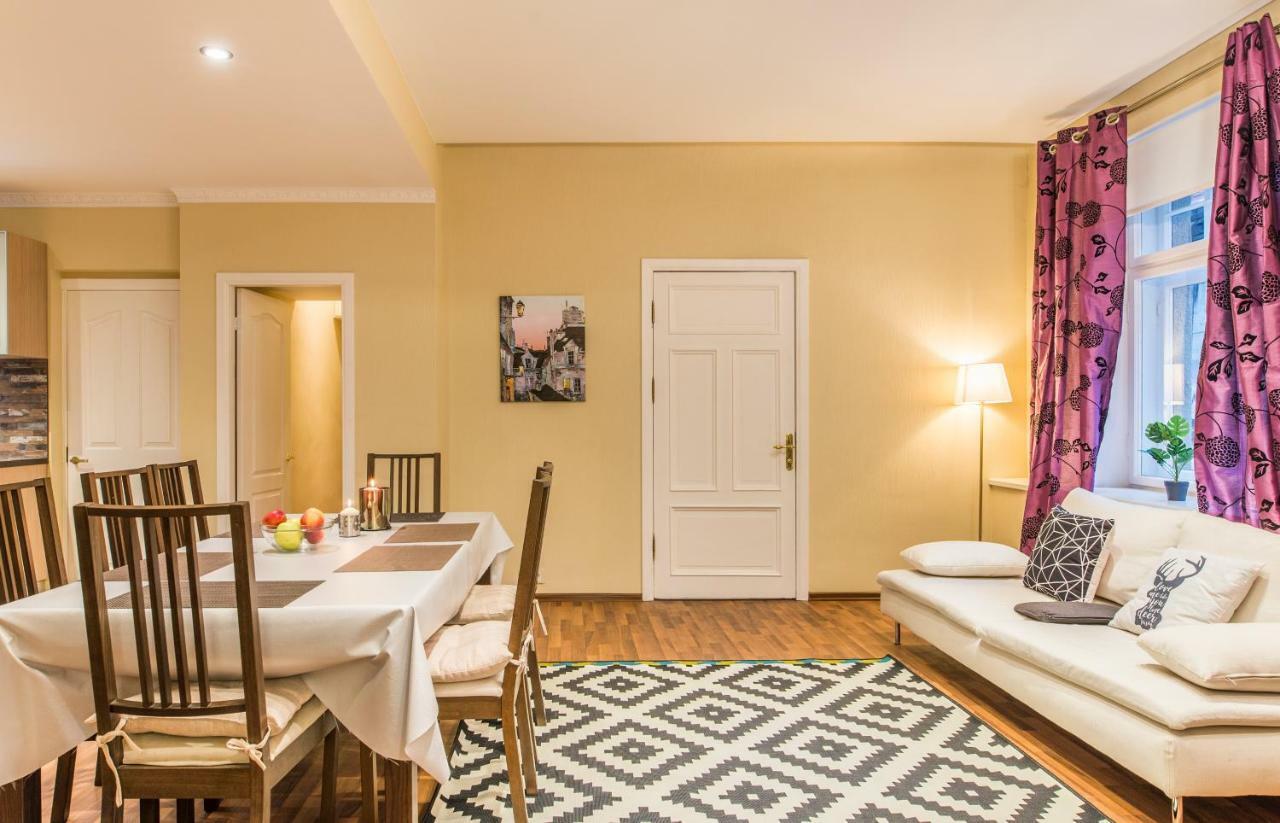 Charming Spacious 3 Bedroom In Old Town Riga Ngoại thất bức ảnh